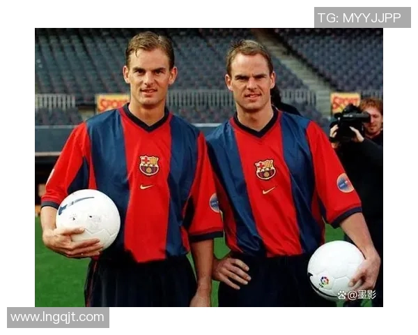 手大如巨掌的足球明星们如何在绿茵场上创造传奇与辉煌