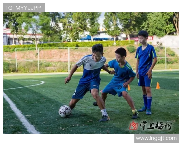 梅州业余足球明星阵容揭晓球员风采与实力一览无遗