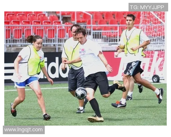 足球明星们的NBA观战之旅揭秘与他们的篮球情缘